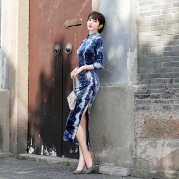 2023 Pomlad Tri četrtletja Rokav Velvet Cheongsam Kitajski Tradicionalni Slog Retro Elegantno Izboljšano Dolgo Qipao Obleko za Ženske