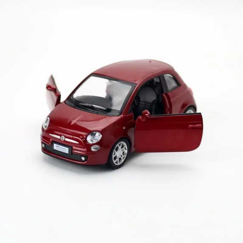 CCA 1:28 Obsega Fiat 500 Igrača Avto Model Diecast Vrata Openable Potegnite Nazaj Izobraževalne Klasično Vozilo Zbirka Darilo Za Childre