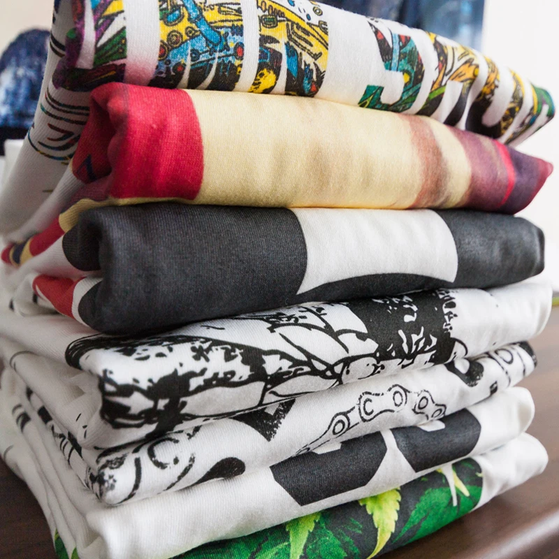 Komori Unisex Oblačila 2023 Majica Natisnjeni Logotip Blagovne Znamke Grafični Hoodie