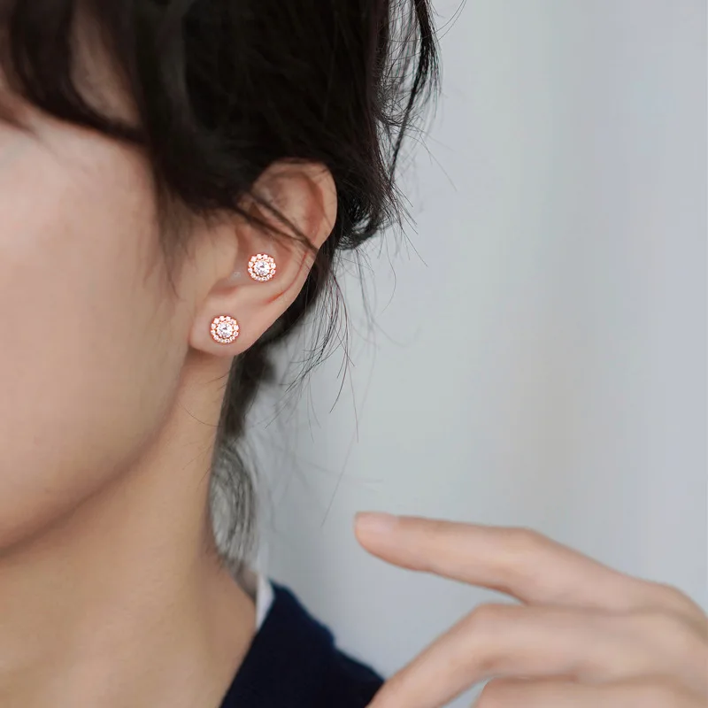 XIYANIKE Luksuzni Zlate Barve Anti-ukinitev Vijak Stud Uhani Za Ženske Dekle Moda Novo Ear Piercing Nakit aretes de mujer